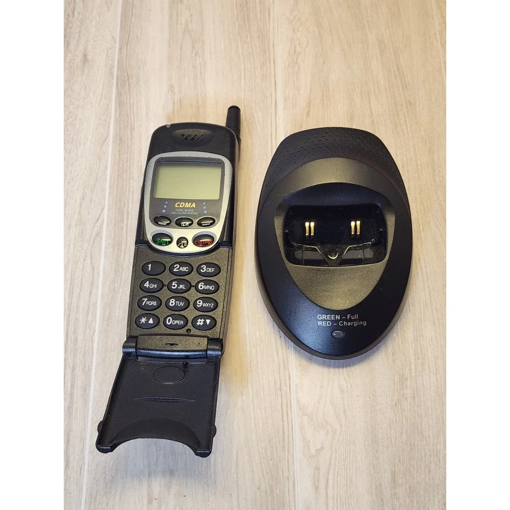 LGC-330W - Untested , No Power Cord LGIC - PHONE UNIT ONLY - LG GTE